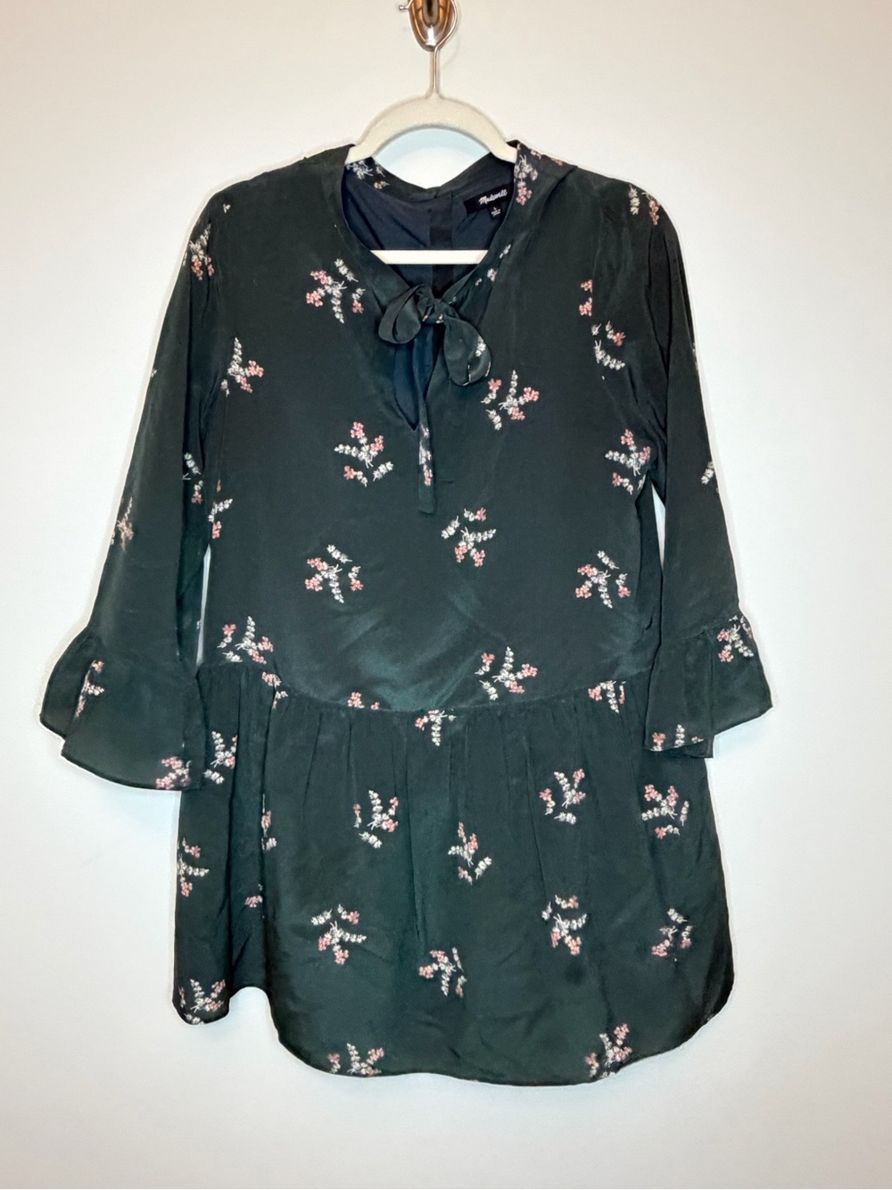Madewell Dark Green Floral Tie-Neck Blouse size large